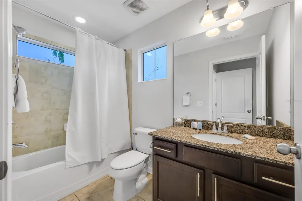 2713 W SAINT LOUIS STREET Tampa, FL 33607