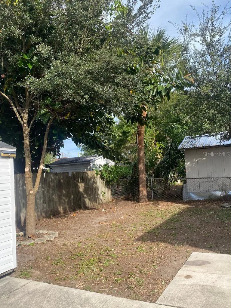 2713 W SAINT LOUIS STREET Tampa, FL 33607