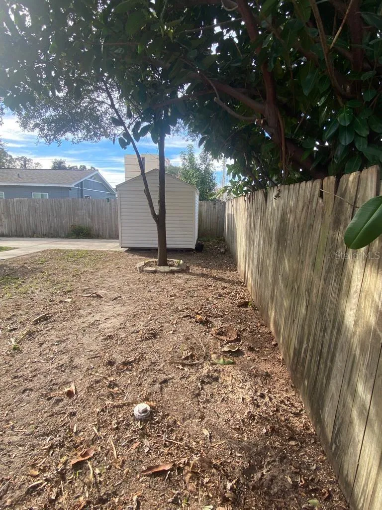 2713 W SAINT LOUIS STREET Tampa, FL 33607