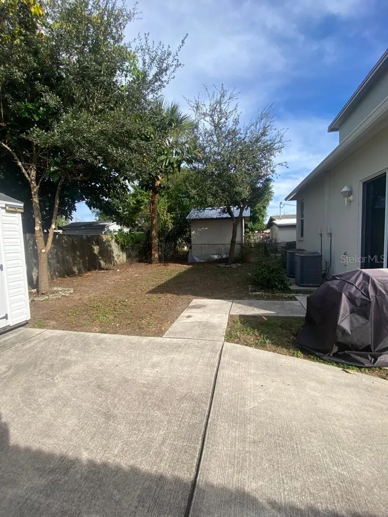 2713 W SAINT LOUIS STREET Tampa, FL 33607