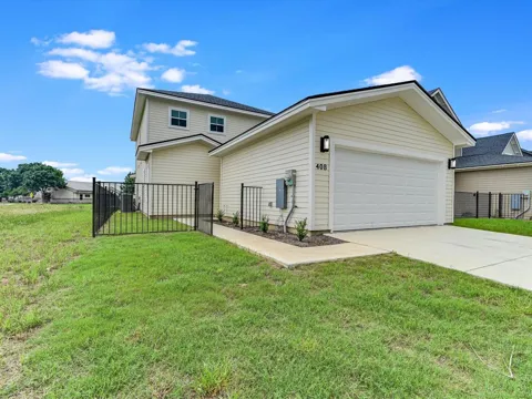 408 Stagecoach Trail