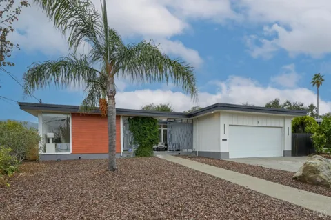 3 Renata Court