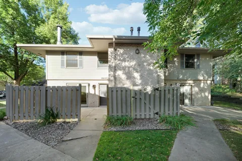 18657 Clear View Court