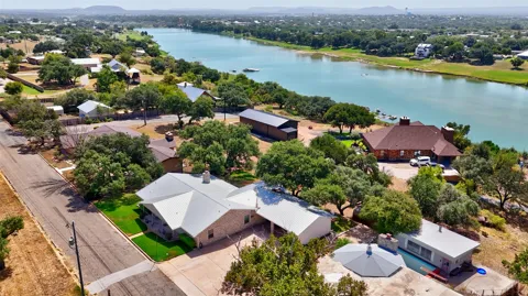 204 Sunset Drive