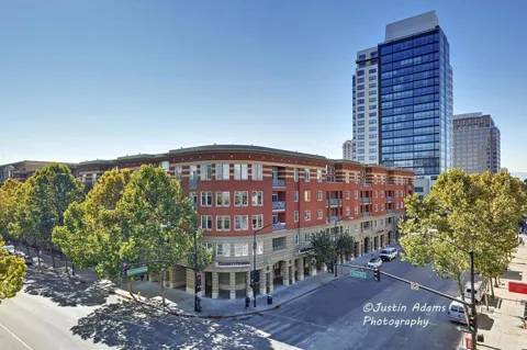 130 E San Fernando Street #407