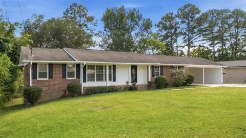 3 Cameo Drive NW