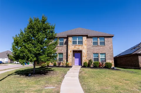 513 Clearlake Drive