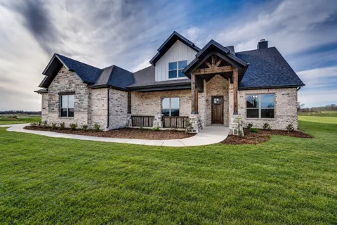 451 Paradise Ridge Drive