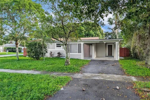 5500 SW 7th St
