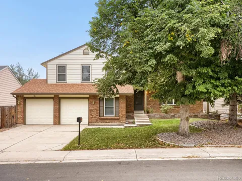 1472 S Laredo Way