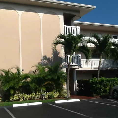 2640 GARDEN DRIVE S #212