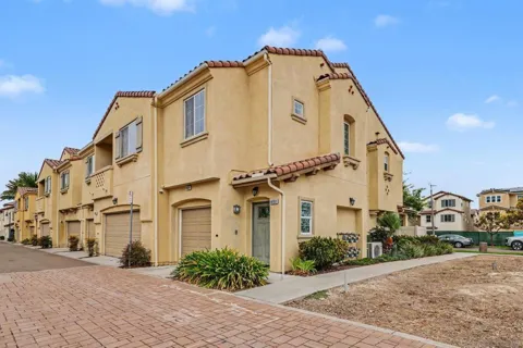 1450 Santa Diana Rd #1