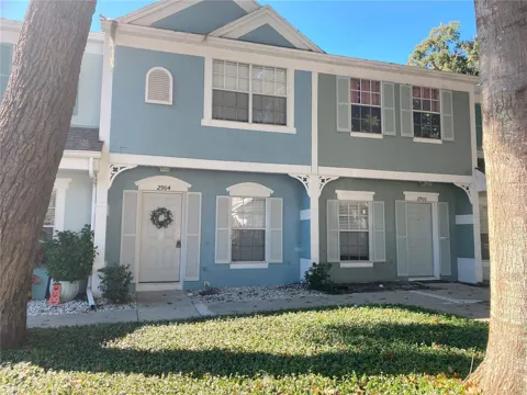 2904 WOODLANDS PARK COURT