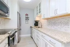 3325 BAYSHORE BOULEVARD #B33 Tampa, FL 33629