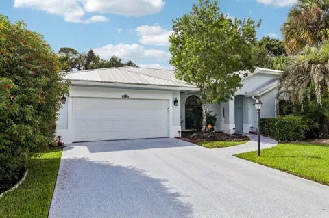 141 Lexington Drive