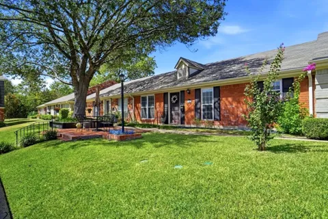 5006 Lake Shore Drive