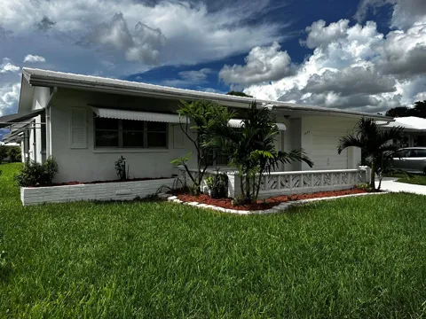7009 NW 66th Terrace