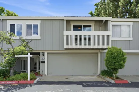 10977 Northseal Square