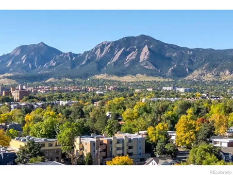 2711 Mapleton Avenue #1