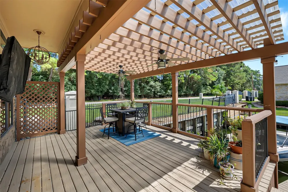 358 Old Aqua Landing E Conroe, TX 77356