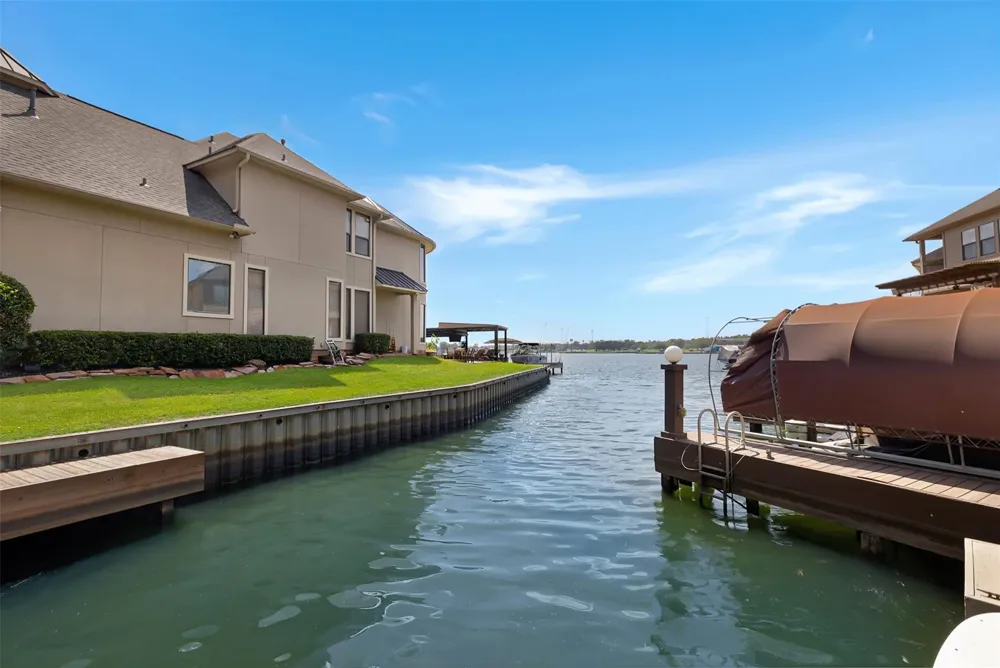 358 Old Aqua Landing E Conroe, TX 77356