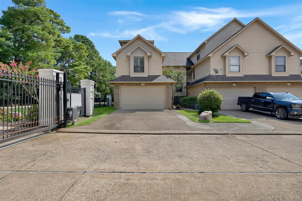 358 Old Aqua Landing E Conroe, TX 77356