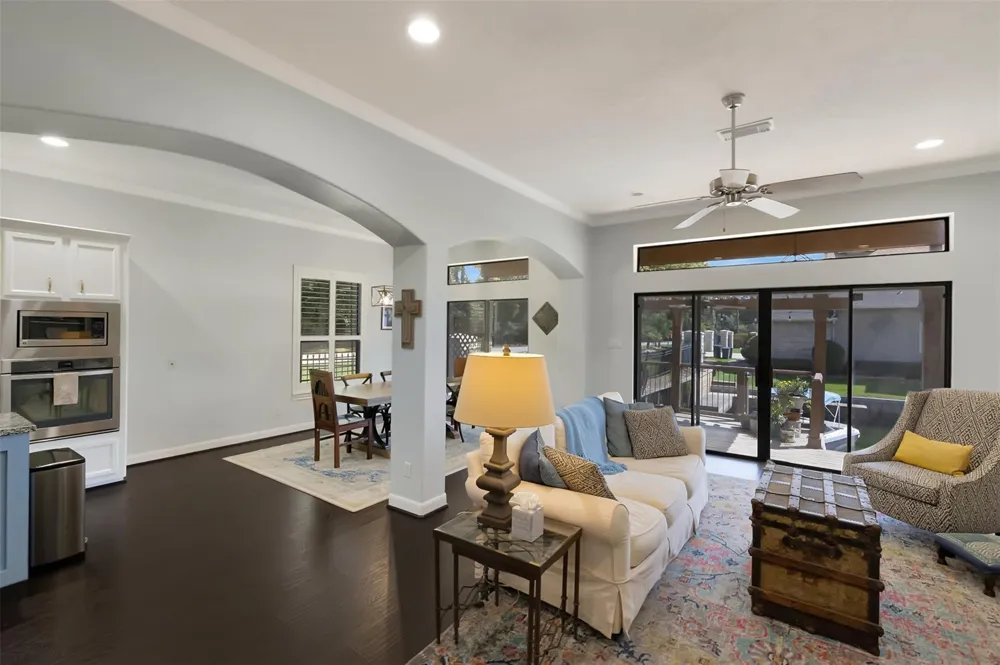 358 Old Aqua Landing E Conroe, TX 77356