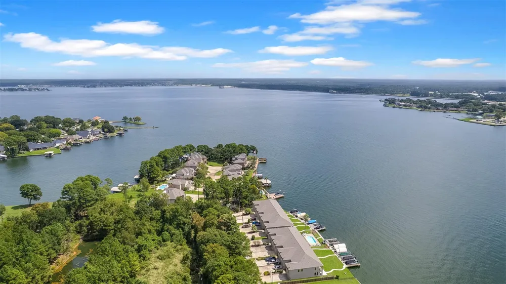358 Old Aqua Landing E Conroe, TX 77356