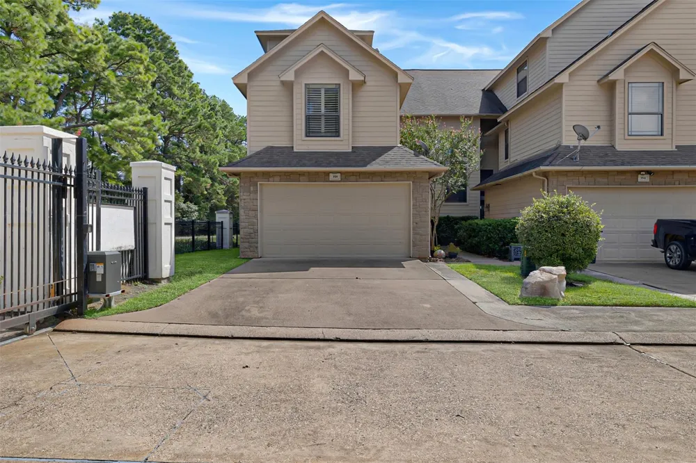358 Old Aqua Landing E Conroe, TX 77356