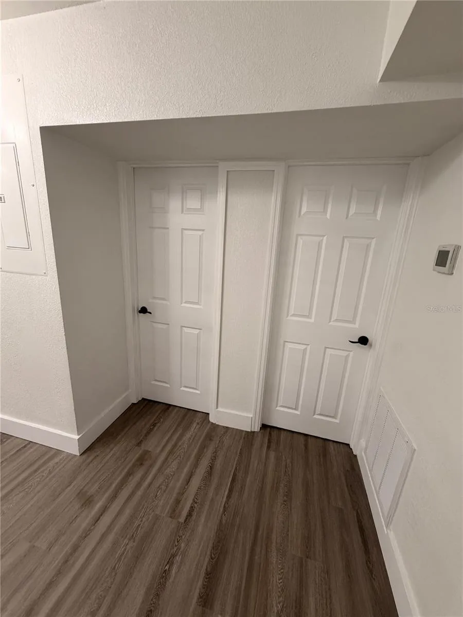 5808 LOIS AVENUE Tampa, FL 33614