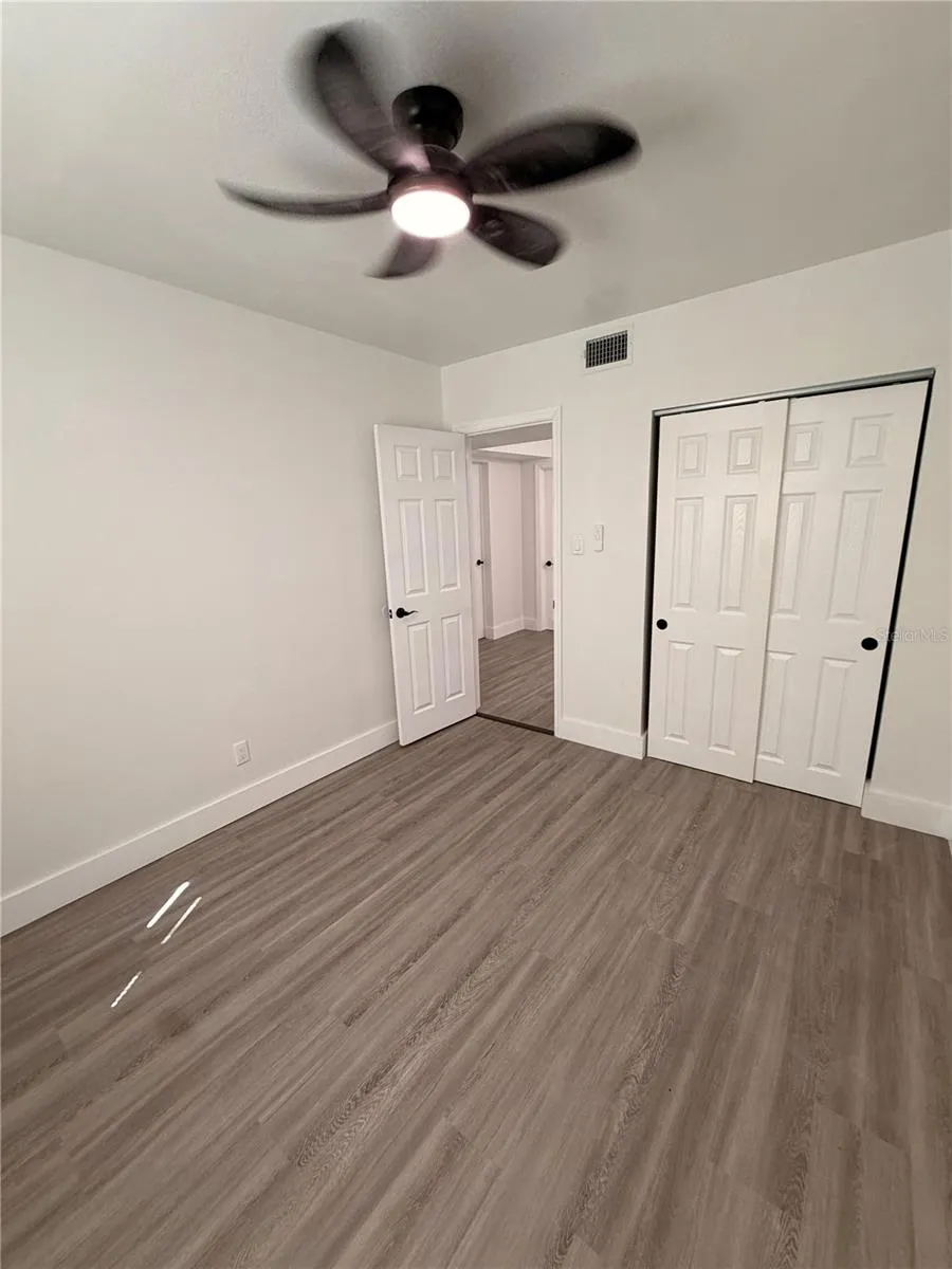 5808 LOIS AVENUE Tampa, FL 33614