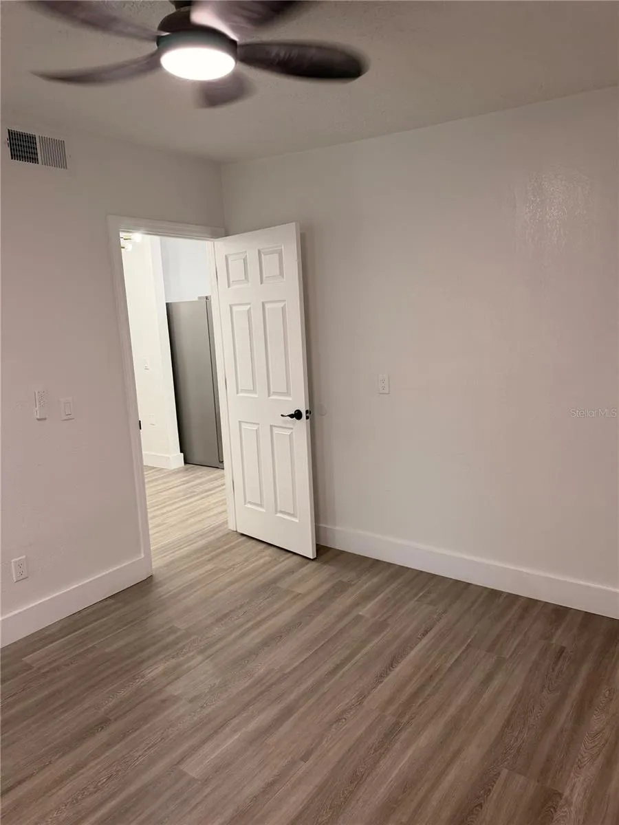 5808 LOIS AVENUE Tampa, FL 33614