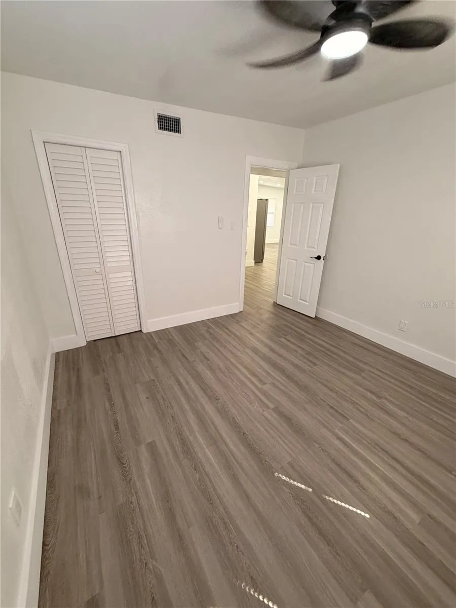 5808 LOIS AVENUE Tampa, FL 33614