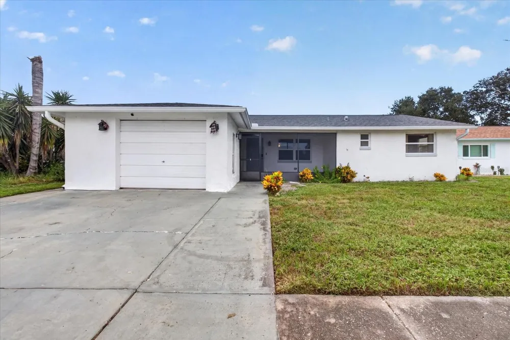 2217 HARRISON DRIVE Holiday, FL 34691