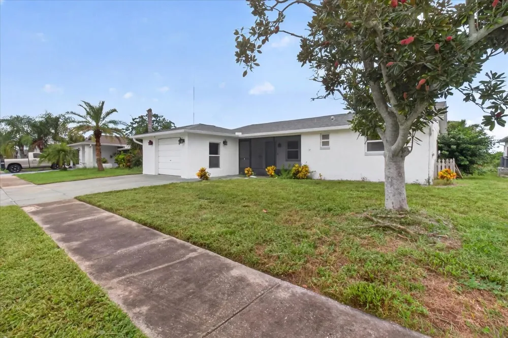 2217 HARRISON DRIVE Holiday, FL 34691