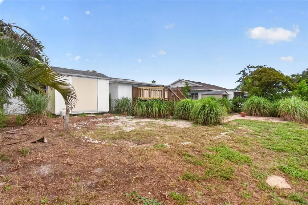 2217 HARRISON DRIVE Holiday, FL 34691