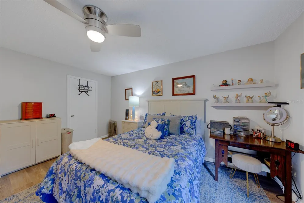 4325 AEGEAN DRIVE #130B Tampa, FL 33611