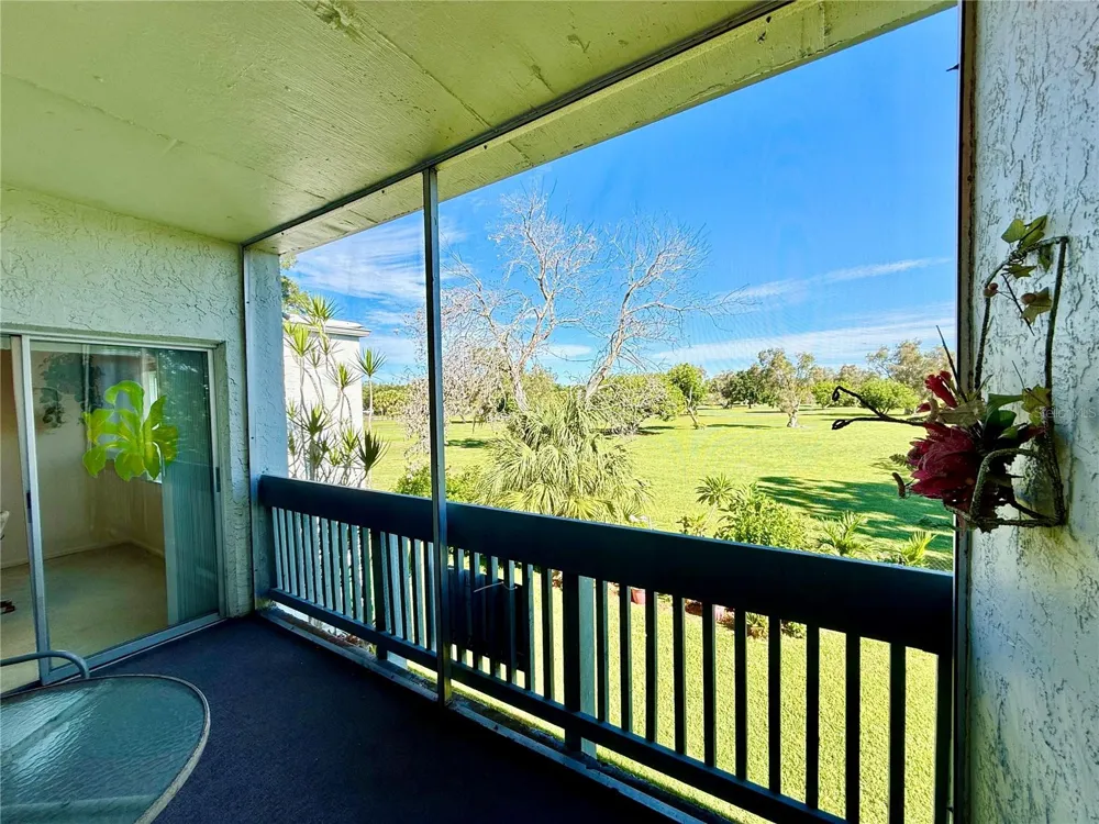835 KEENE ROAD #W23 Clearwater, FL 33755