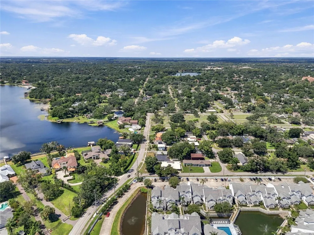 12291 ARMENIA GABLES CIRCLE Tampa, FL 33612