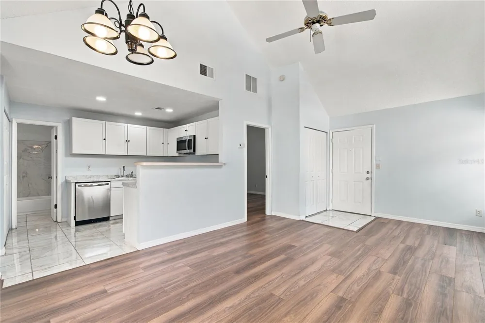12291 ARMENIA GABLES CIRCLE Tampa, FL 33612