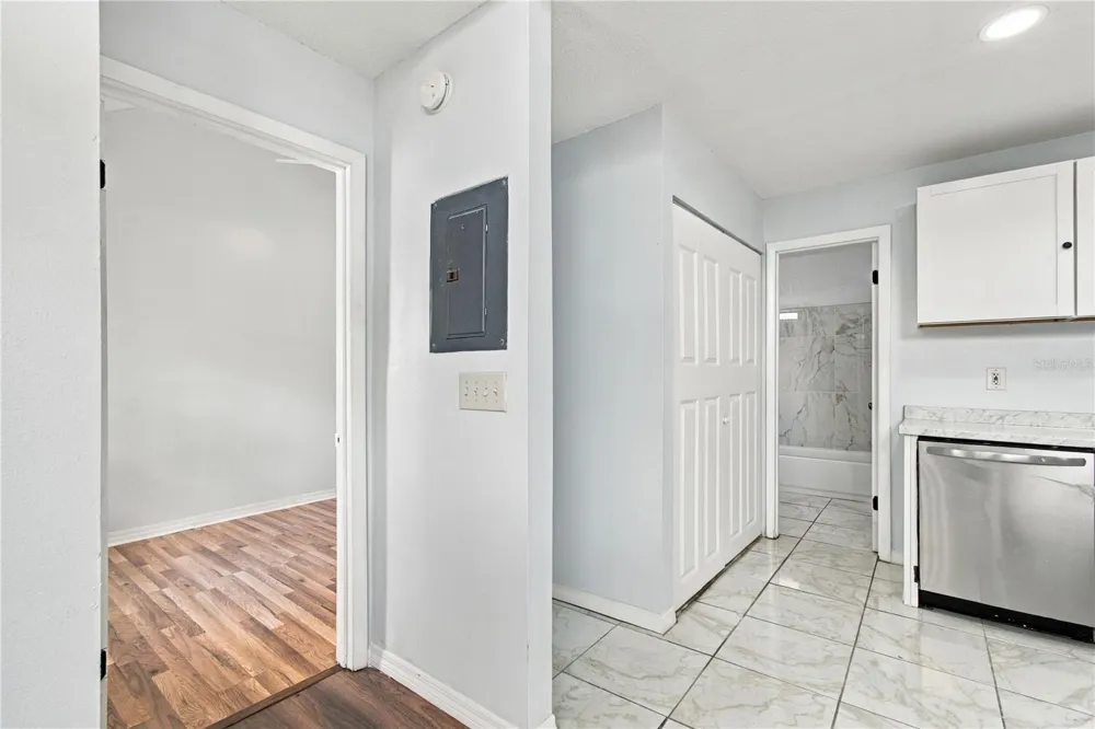 12291 ARMENIA GABLES CIRCLE Tampa, FL 33612
