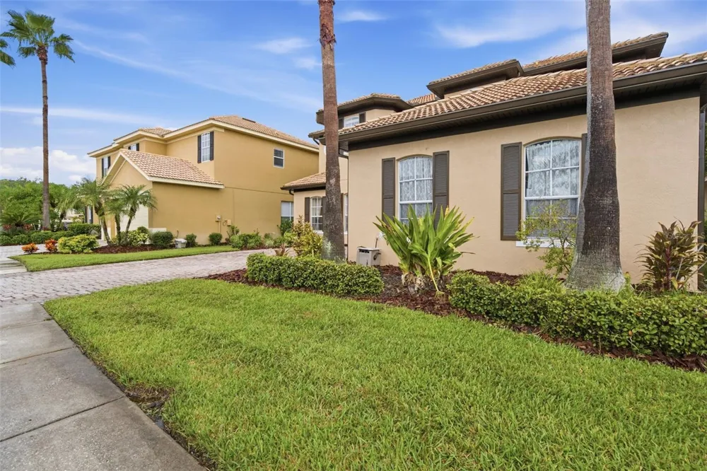 18004 LANAI ISLE DRIVE Tampa, FL 33647