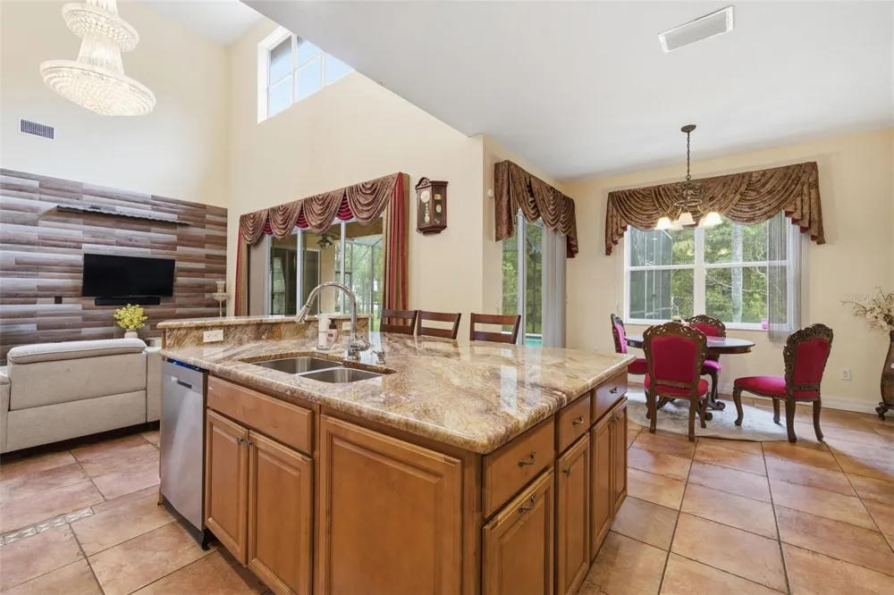 18004 LANAI ISLE DRIVE Tampa, FL 33647