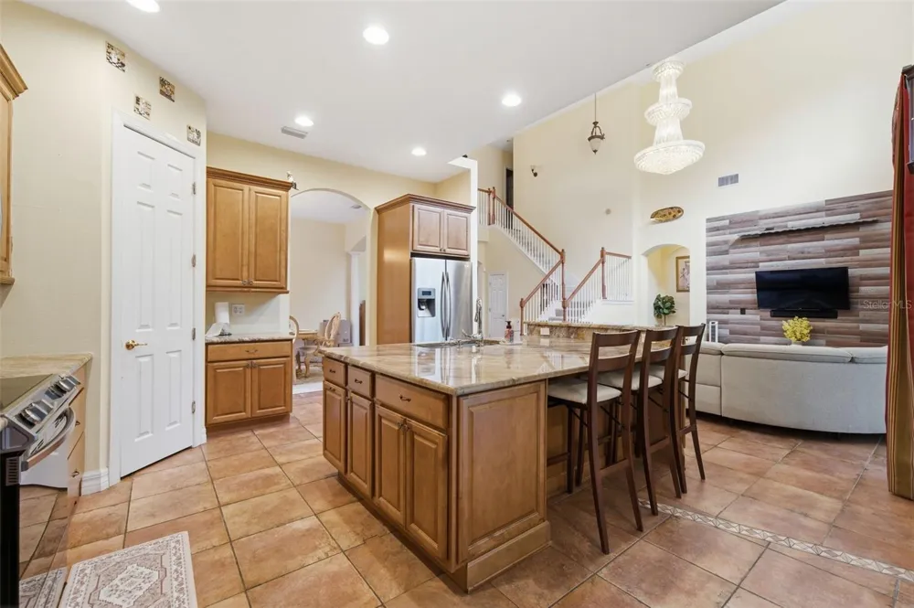 18004 LANAI ISLE DRIVE Tampa, FL 33647