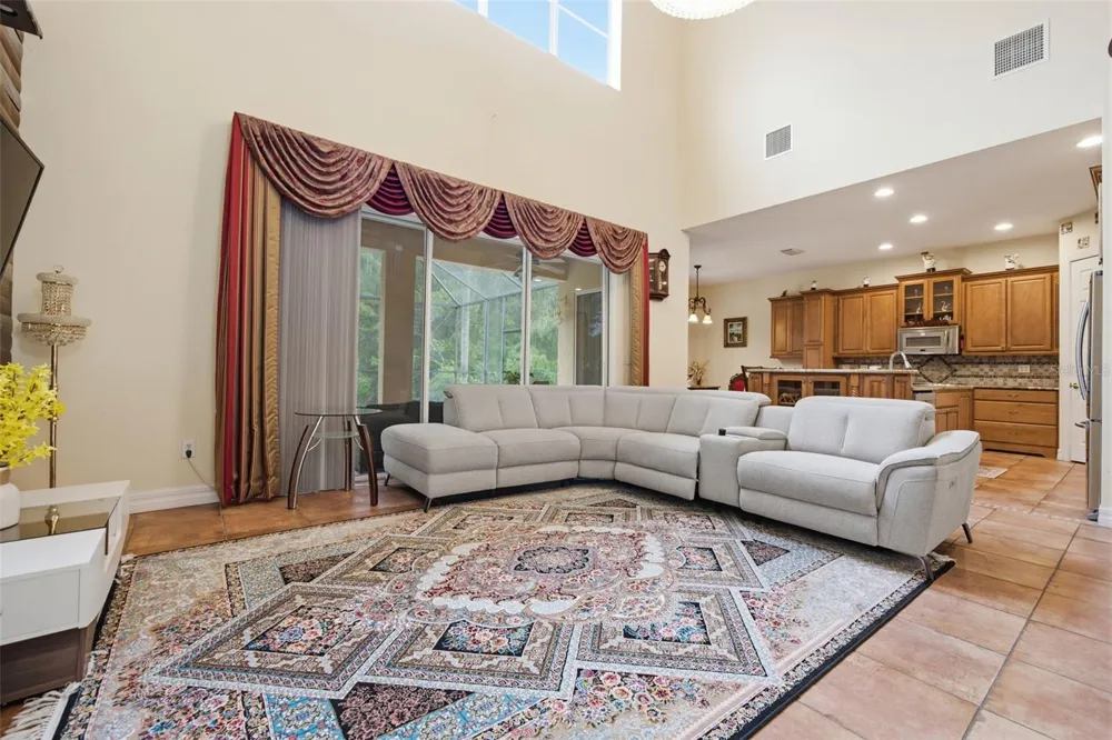 18004 LANAI ISLE DRIVE Tampa, FL 33647