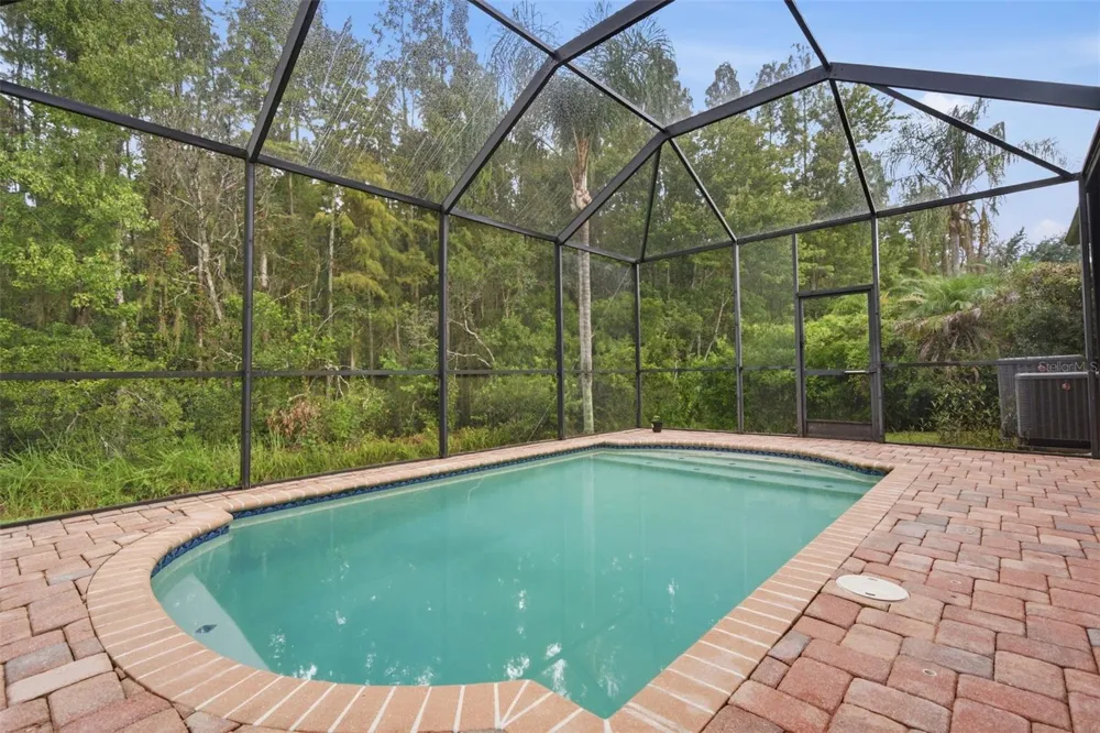 18004 LANAI ISLE DRIVE Tampa, FL 33647