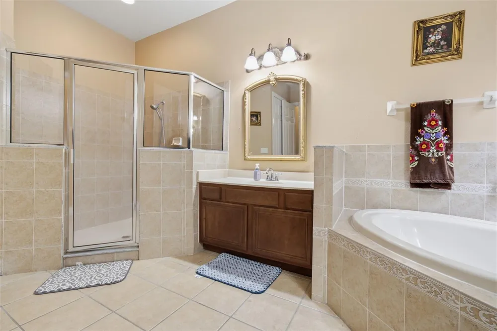 18004 LANAI ISLE DRIVE Tampa, FL 33647