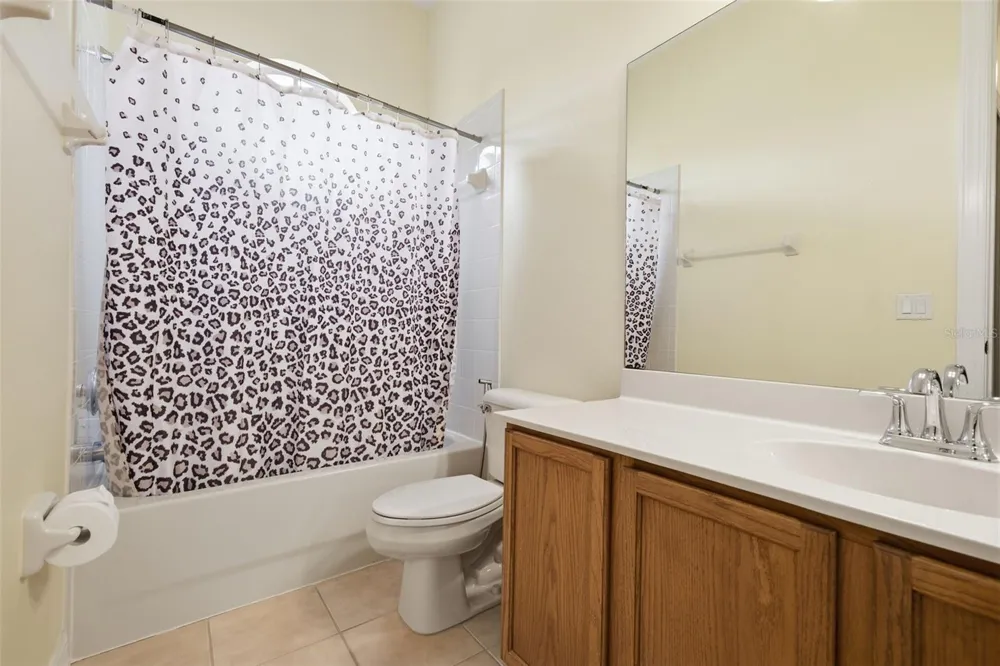 18004 LANAI ISLE DRIVE Tampa, FL 33647