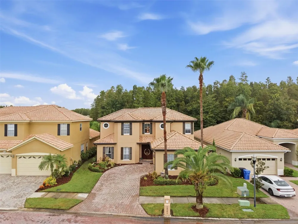 18004 LANAI ISLE DRIVE Tampa, FL 33647