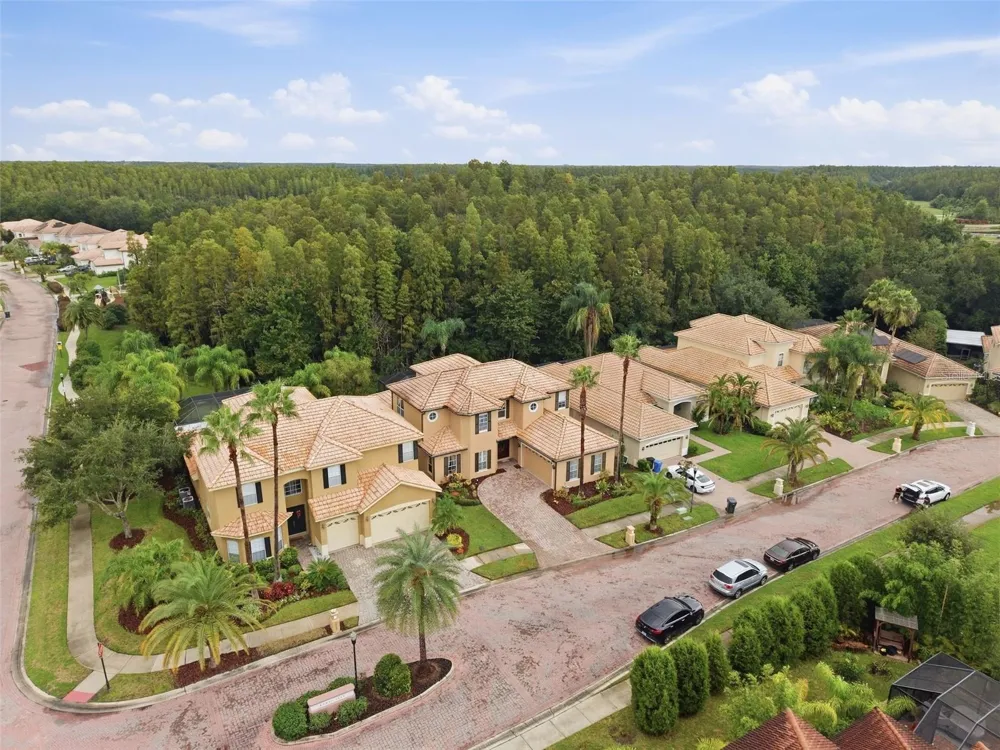 18004 LANAI ISLE DRIVE Tampa, FL 33647